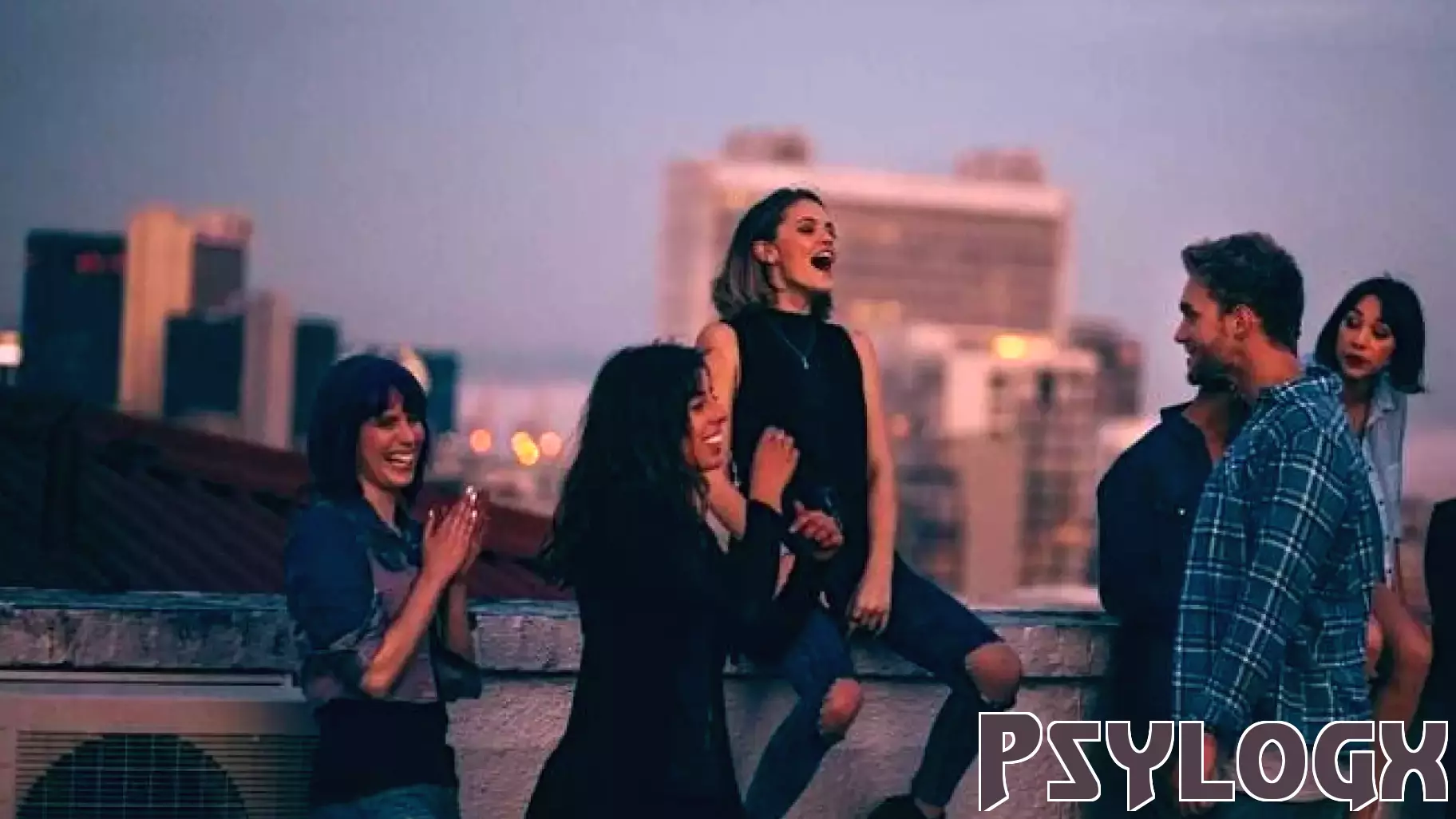 Seven Small Weekly Habits That Keep Friendships From Fading Away